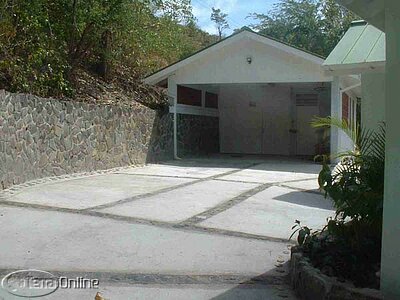 2-car garage with workshop & laundry room