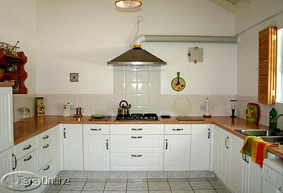 Fully-fitted kitchen