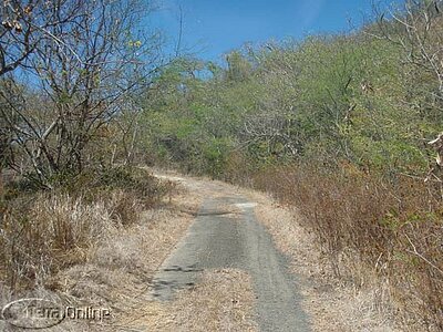 Access road to land