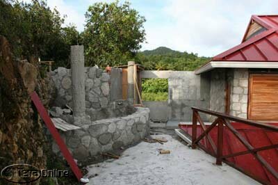 Outdoor hot tub & shower on private upper deck